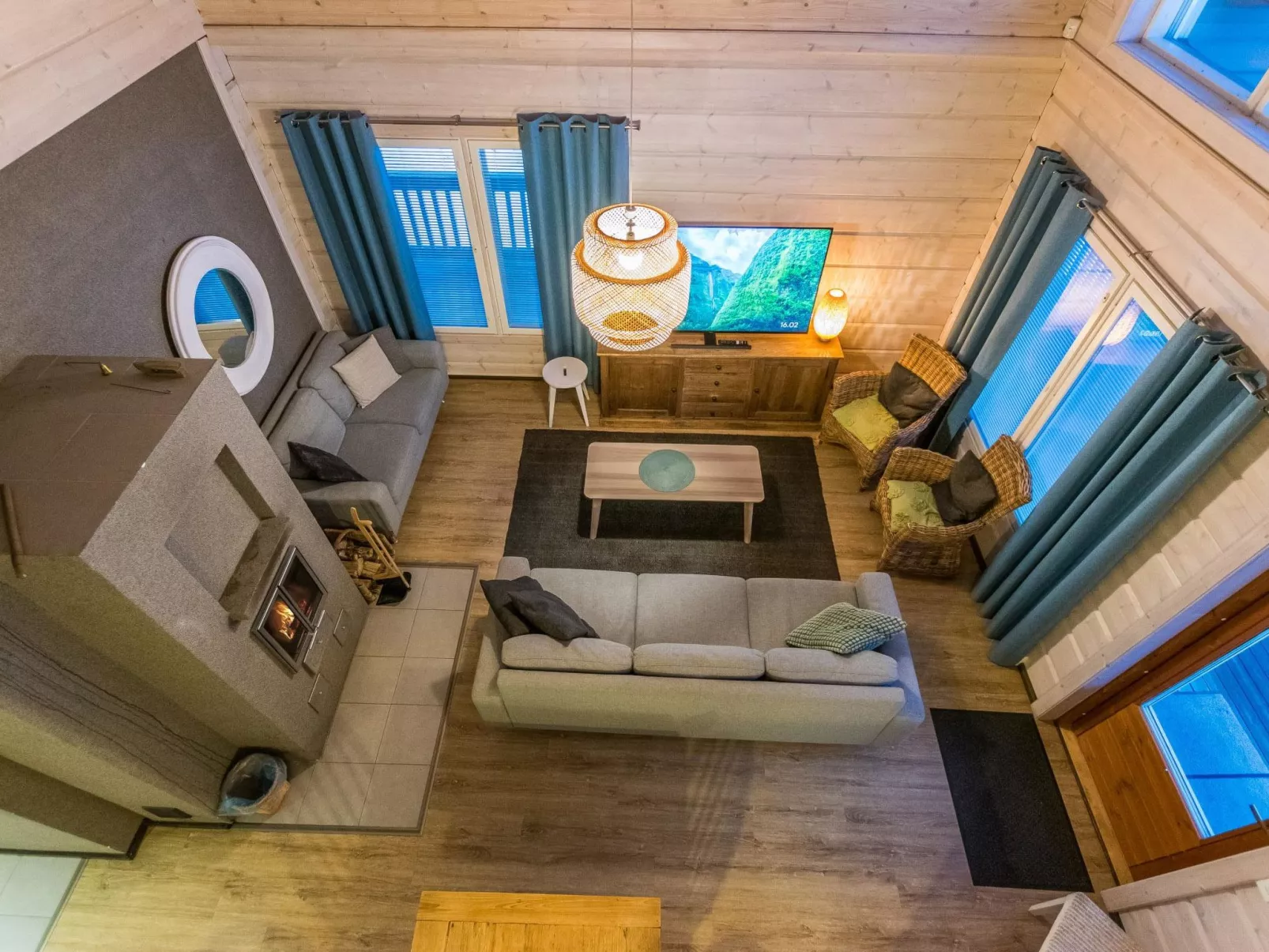 Sinisen tien helmi-Binnen