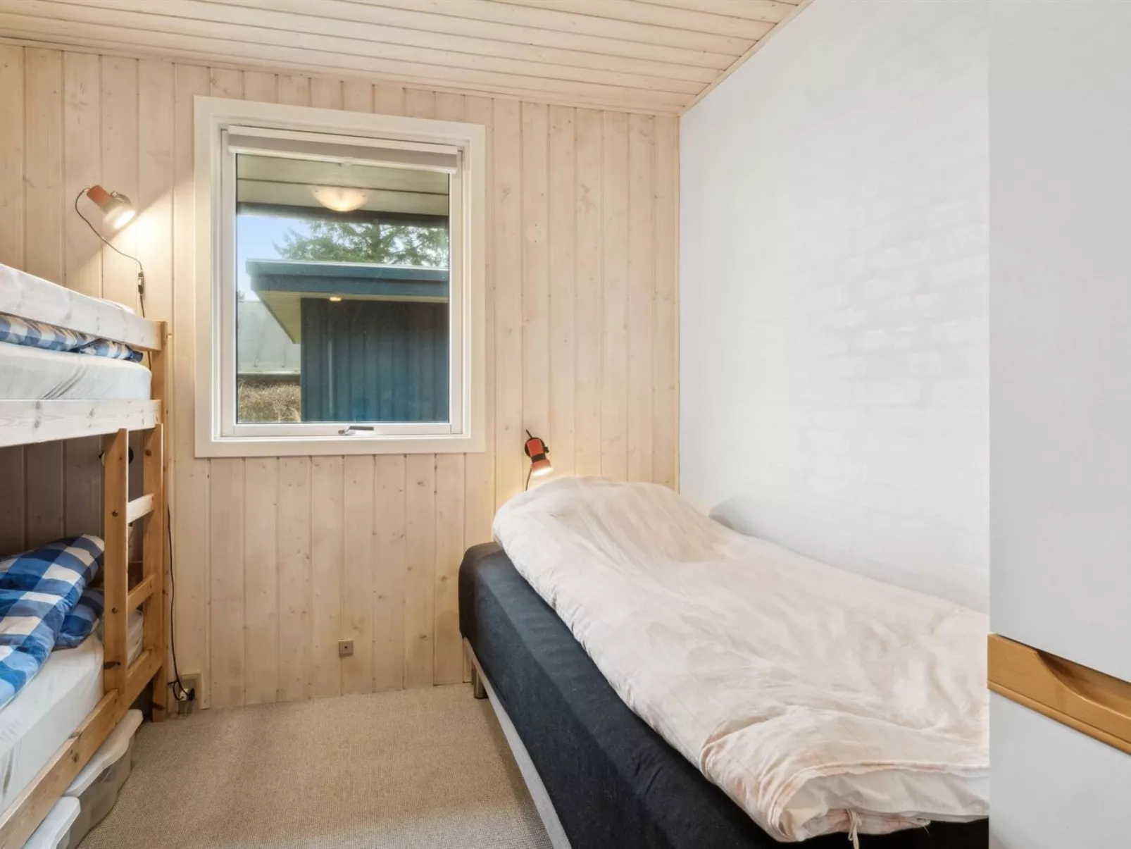 "Naina" - 200m from the sea-Binnen