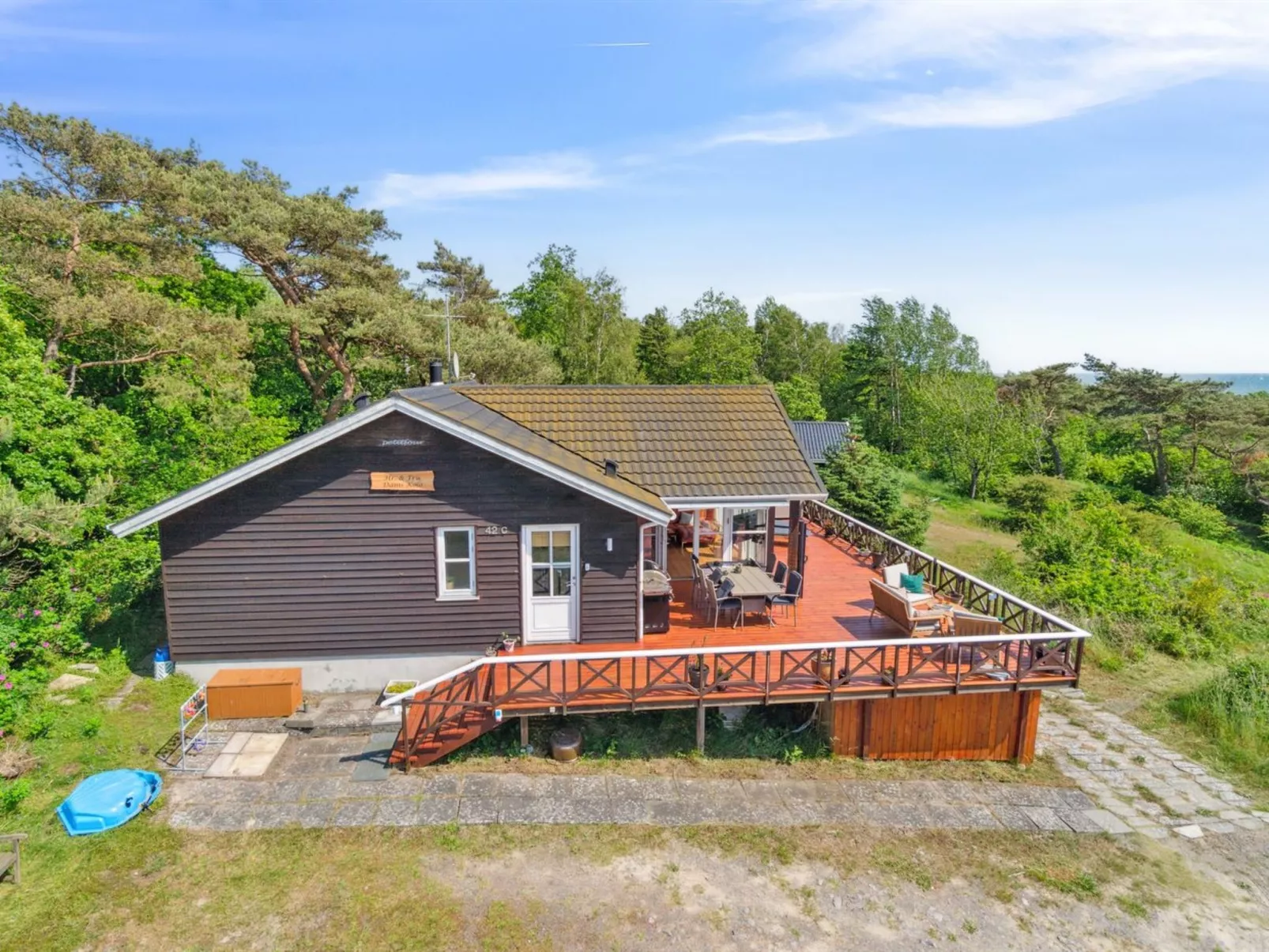 "Mariam" - 100m from the sea-Buiten