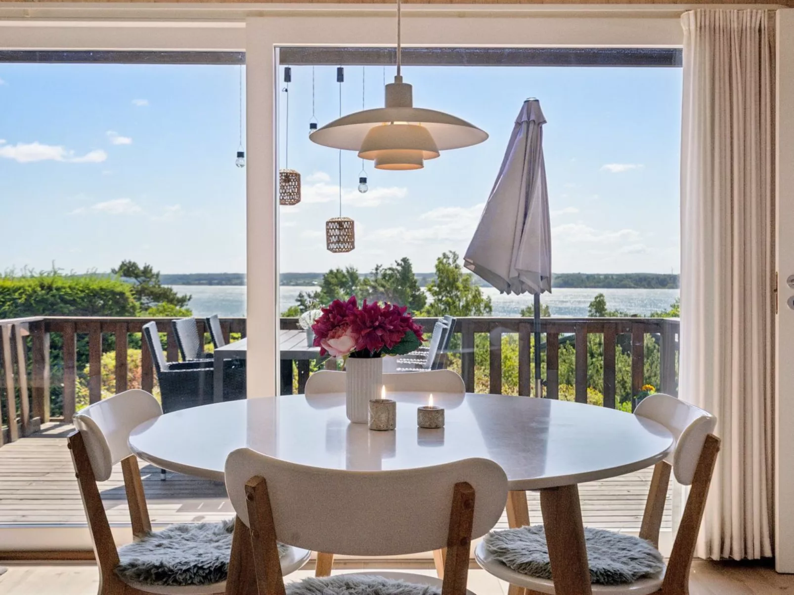 "Sighbiorn" - 150m to the fjord-Binnen