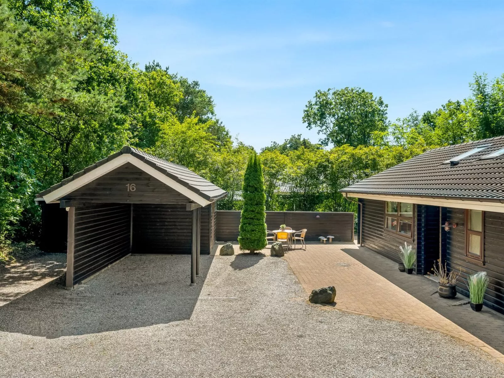 "Lillebror" - 12km from the sea-Buiten