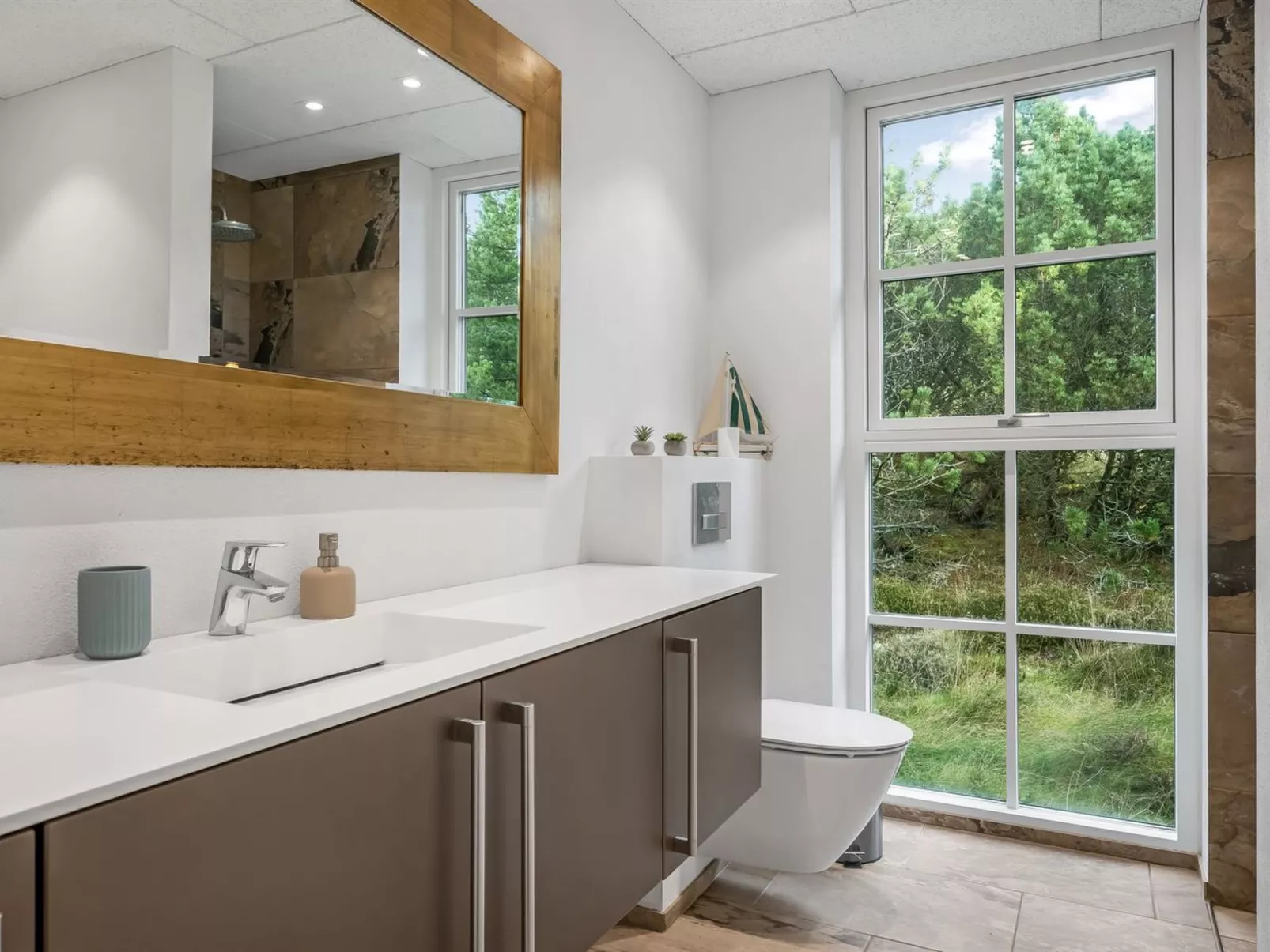 "Gise" - 2km from the sea-Binnen