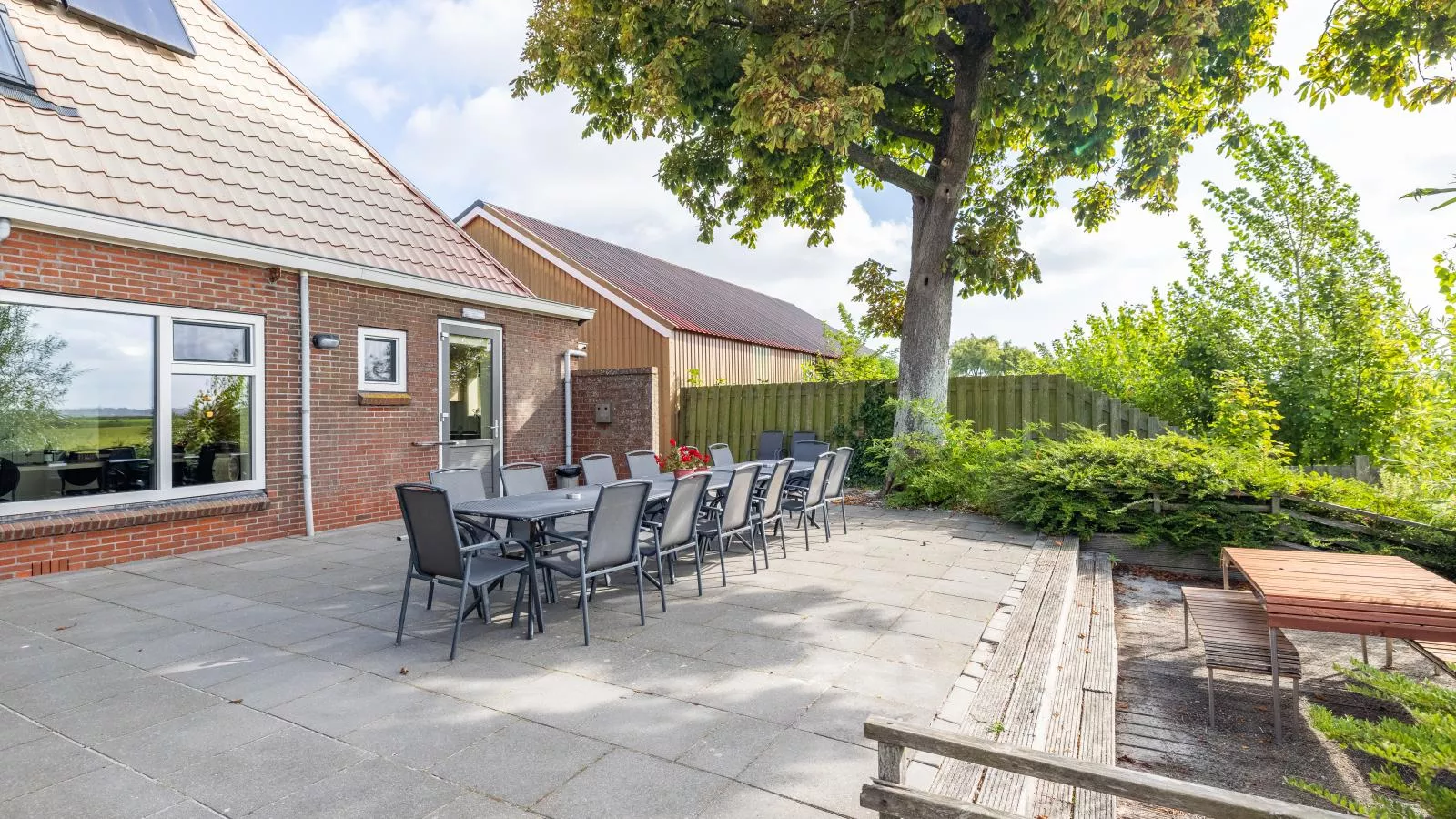 Groep in Friesland-Tuinen zomer