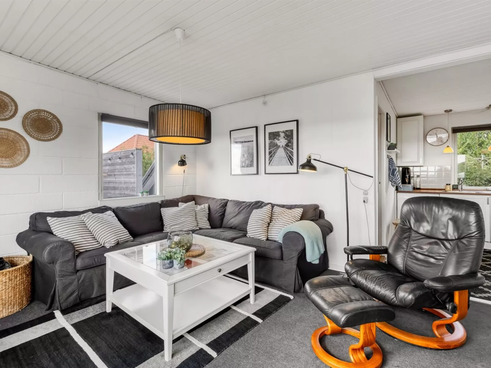 "Delan" - 75m from the sea-Binnen