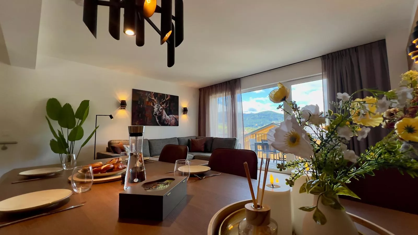 Grebenzen Lodge Starnberg 60A-Eetkamer