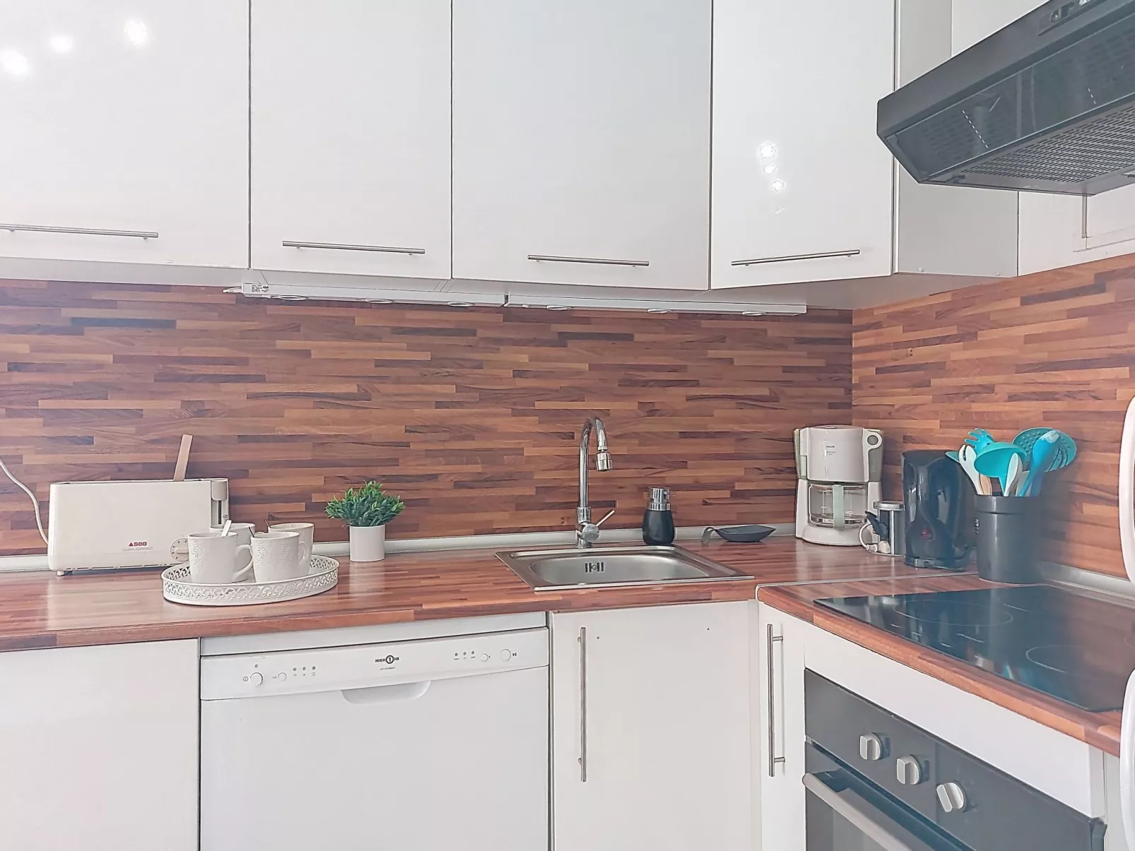 Les Supers Marines-Binnen