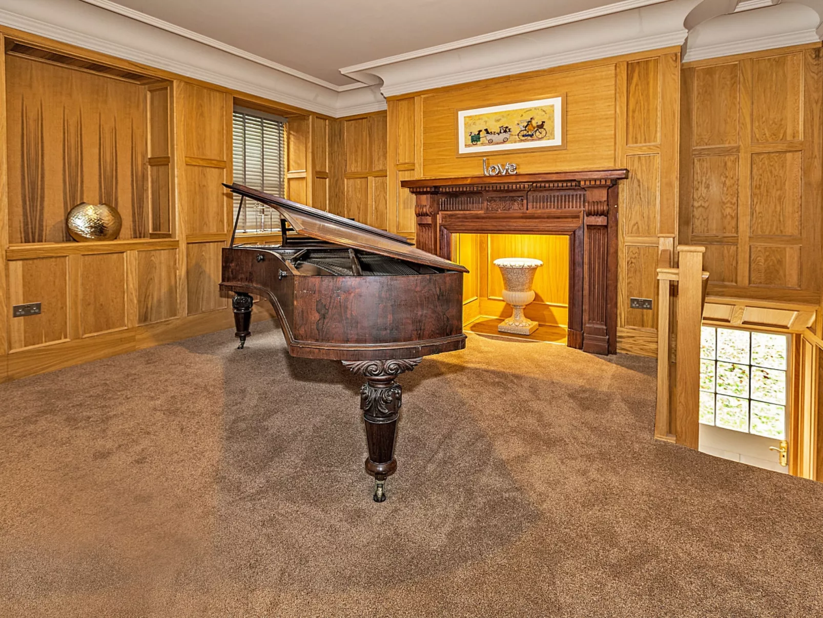 Ttich Manor Retreat-Binnen