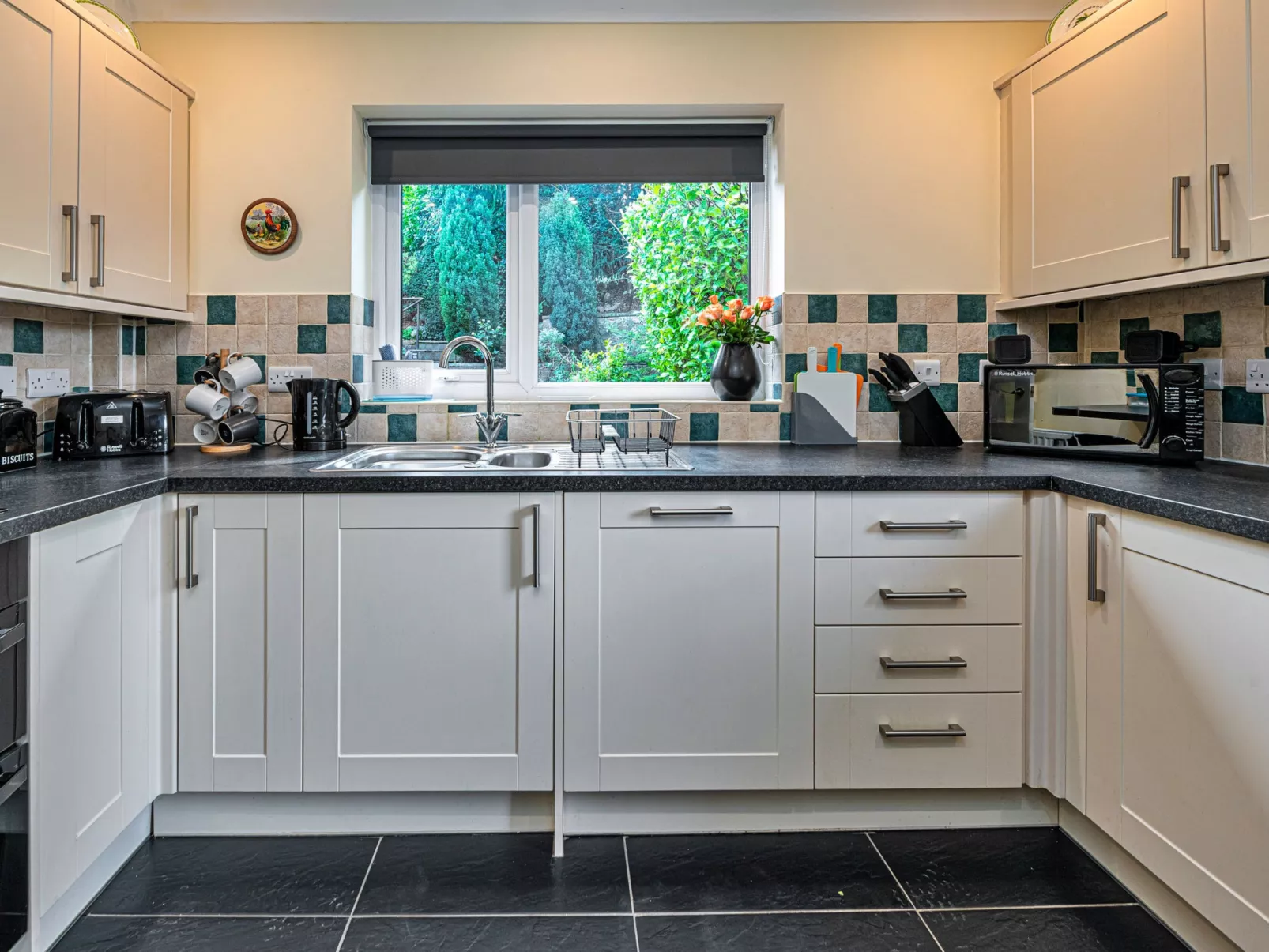 Cesail Y Mynydd-Binnen