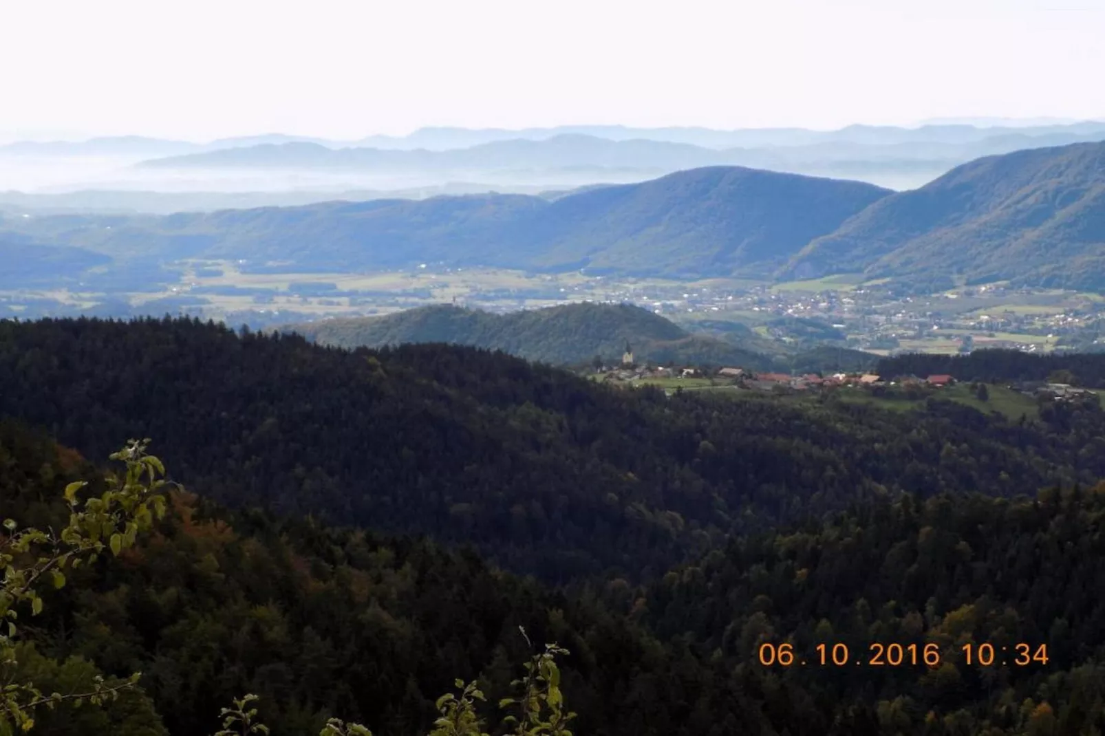 Comfortable Zreče Apartment with Playground and Private Parking, Ideal for Families - One Bedroom Apartment-Uitzicht