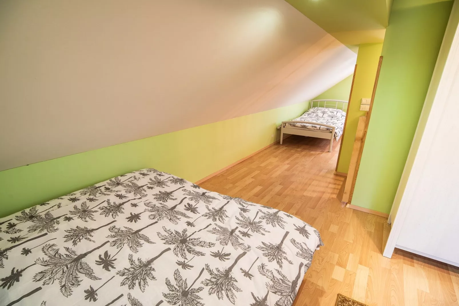 Golden Horizon Holiday Home with Terrace and Garden - One Bedroom Holiday Home with Terrace and Garden-Slaapkamer