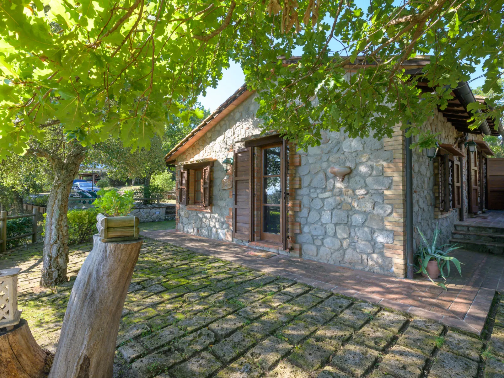 Sottopoggetto-Buiten