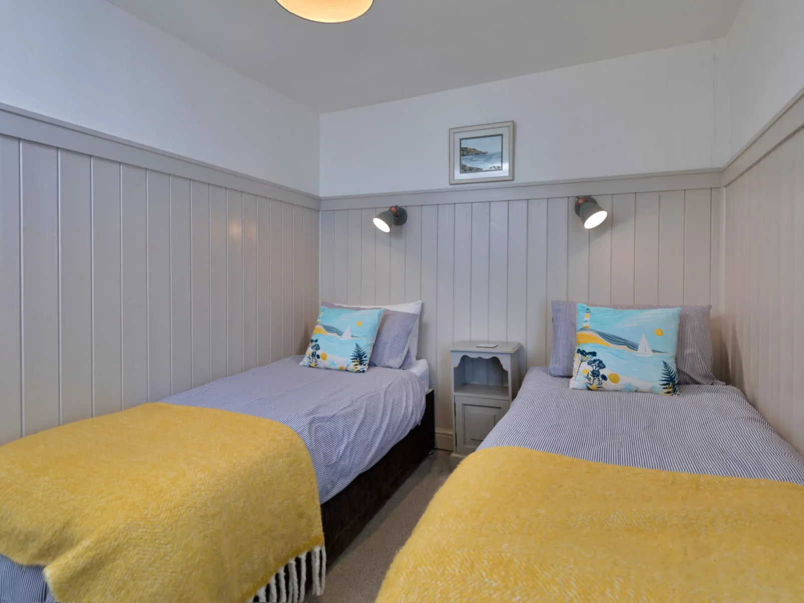 The Gull's Nest-Binnen