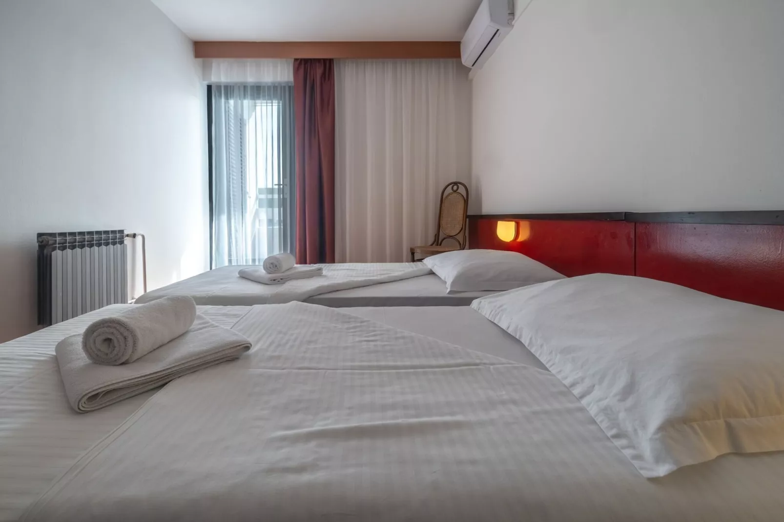 Hotel Issa - Double Room Sea View 8 - Slaapkamer