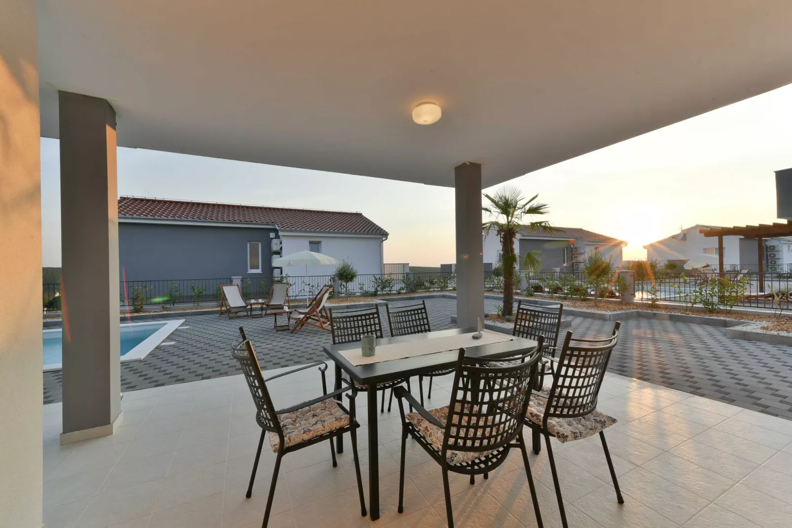 Luxury Escape with Swimming Pool & Modern Design - Deluxe Four Bedroom Villa with Sea View and Private Pool (Villa 5)-Terras