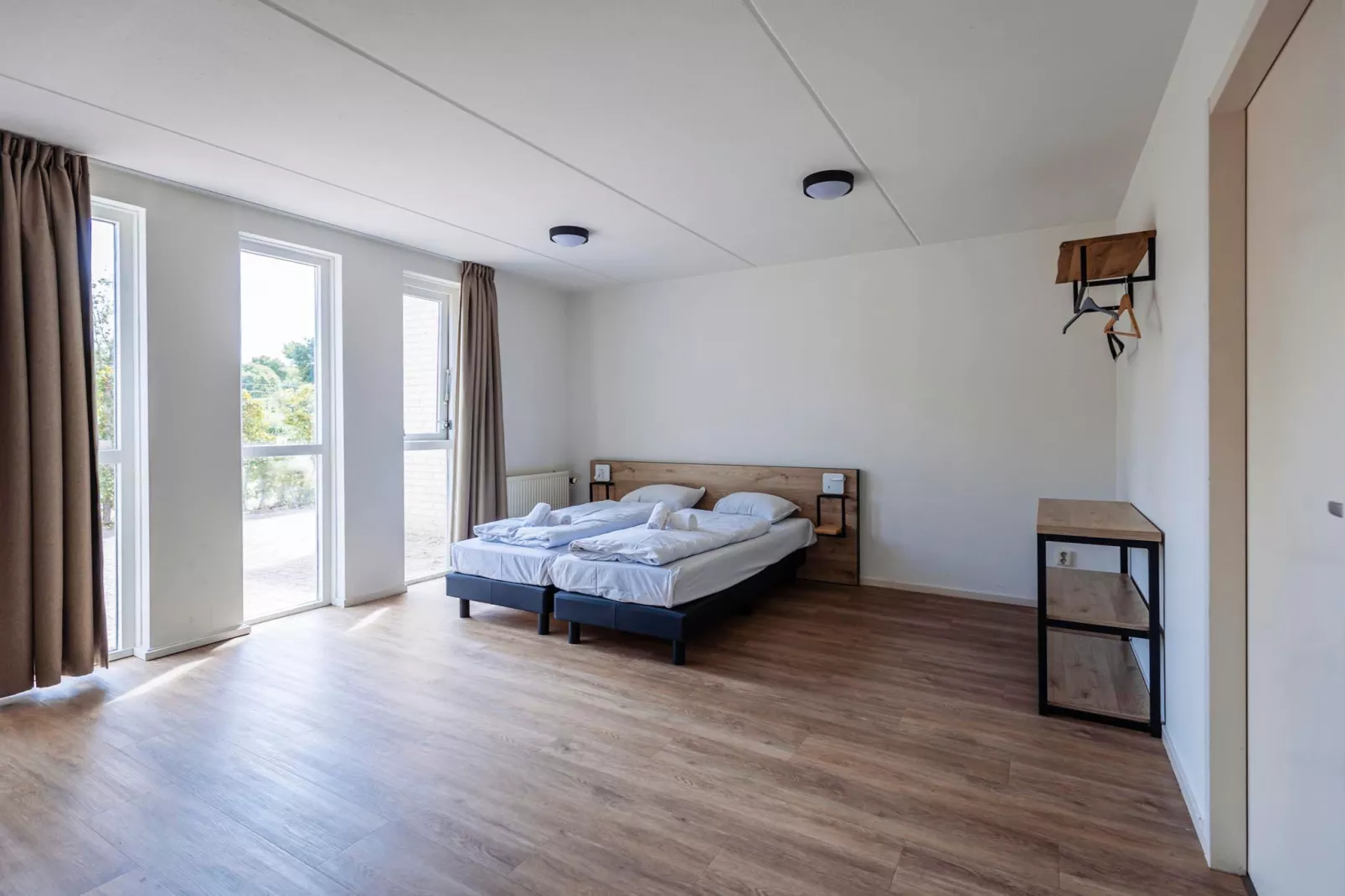 16 - Persons Family bungalow-Slaapkamer