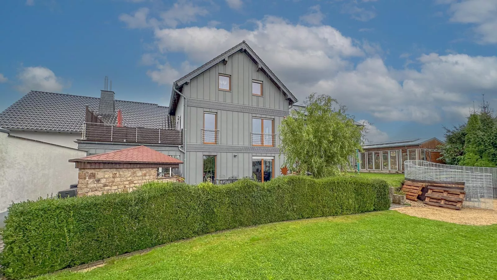 Denterhof-Buitenkant zomer