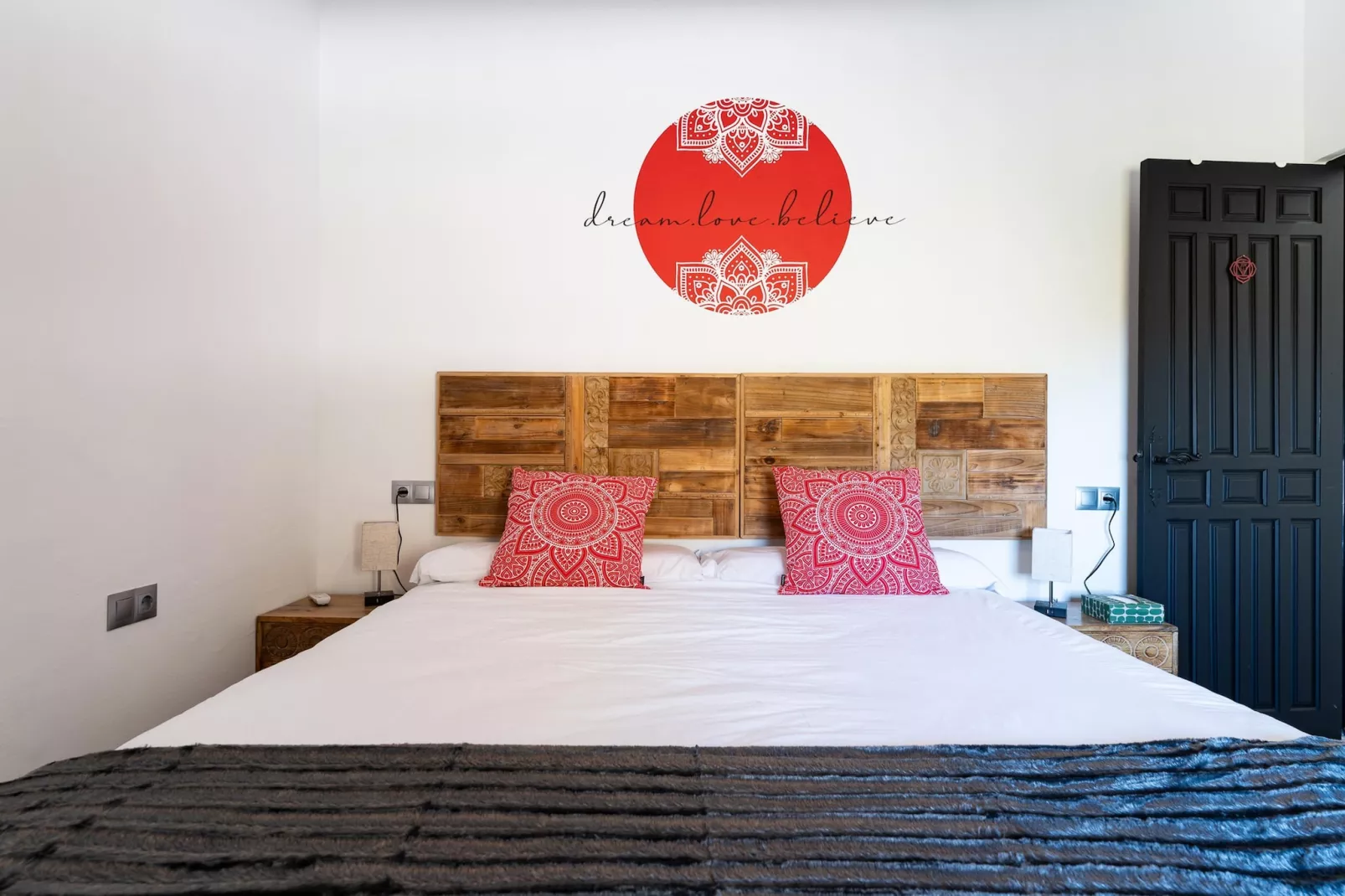 CT 390 - Faros Zen Ohm & Yoga Retreat - Cortijo Pura Paz in Casarabonela-Slaapkamer