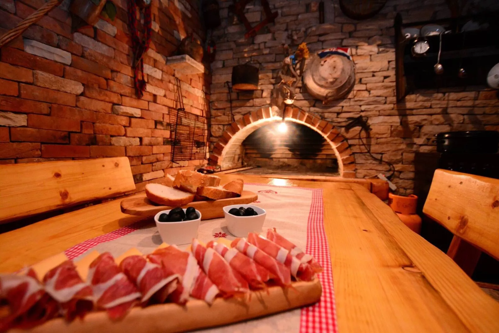 Sea view Villa Possedaria-Eetkamer