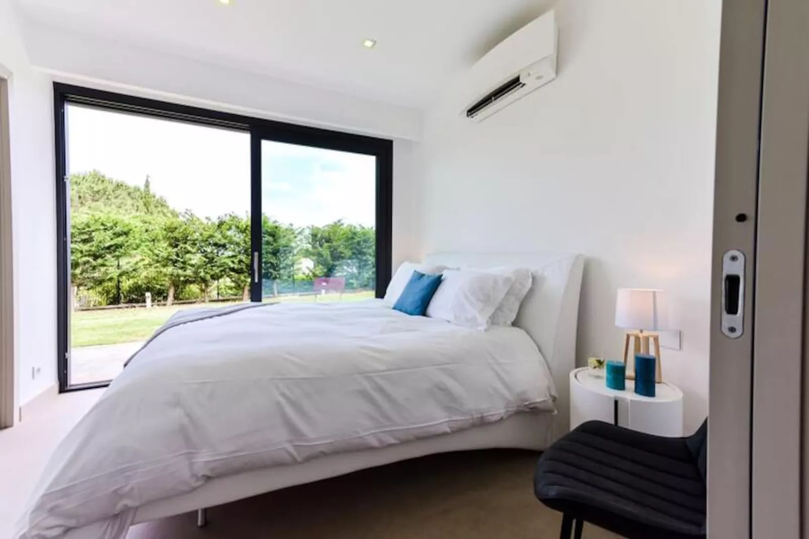 Résidence Villa D&rsquo;architecte Avec Piscine Chauff&eacute;e Pour 10 !-Niet-getagd