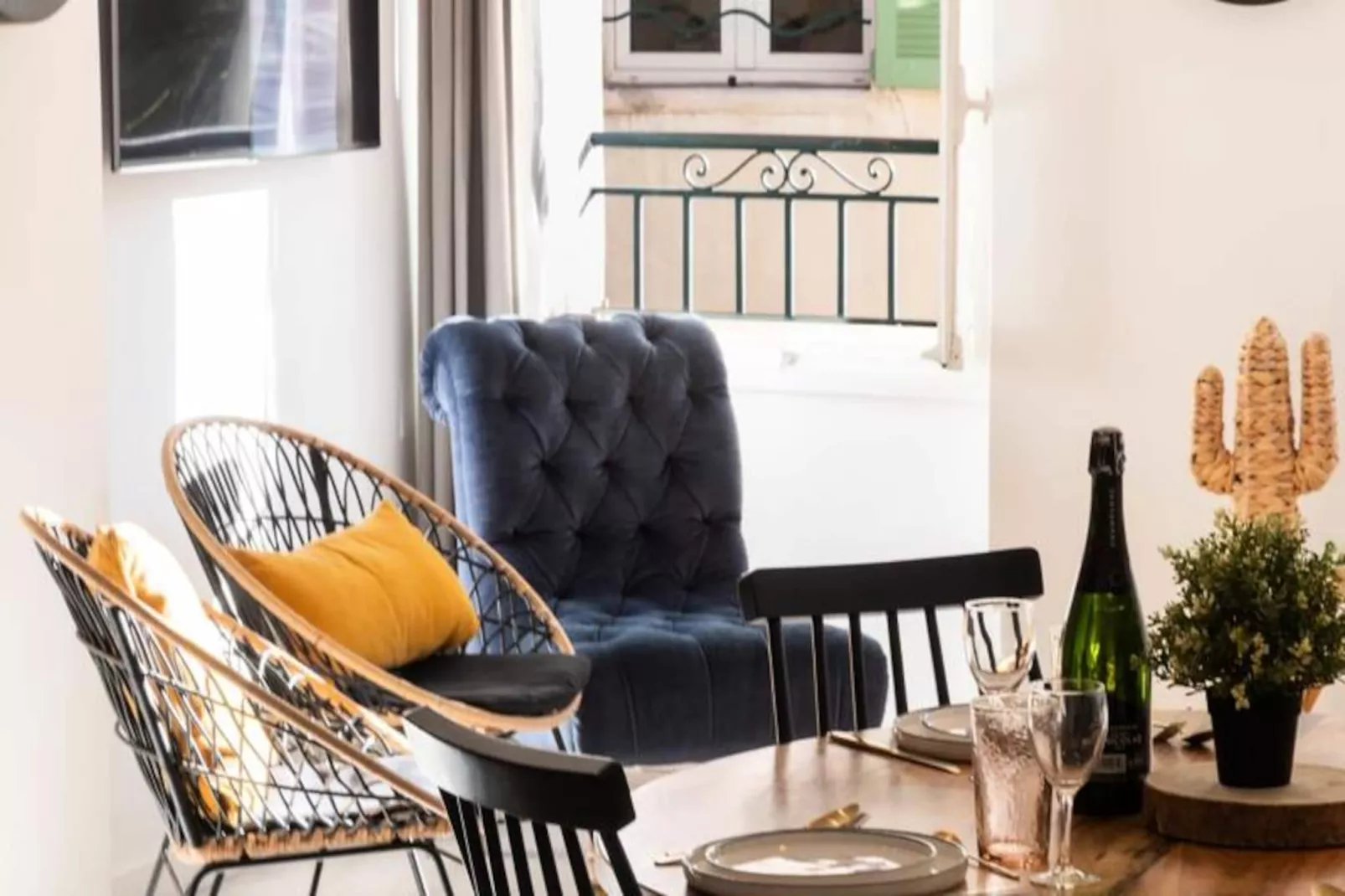 Résidence 3p Centre Cannes Suquet-Niet-getagd