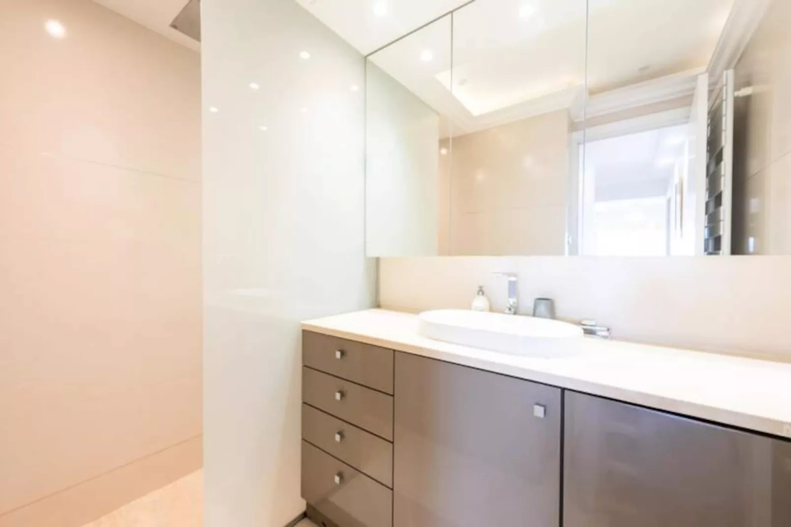 Résidence Duplex Avec Rooftop Vue Mer &ndash; Palm Beach-Niet-getagd