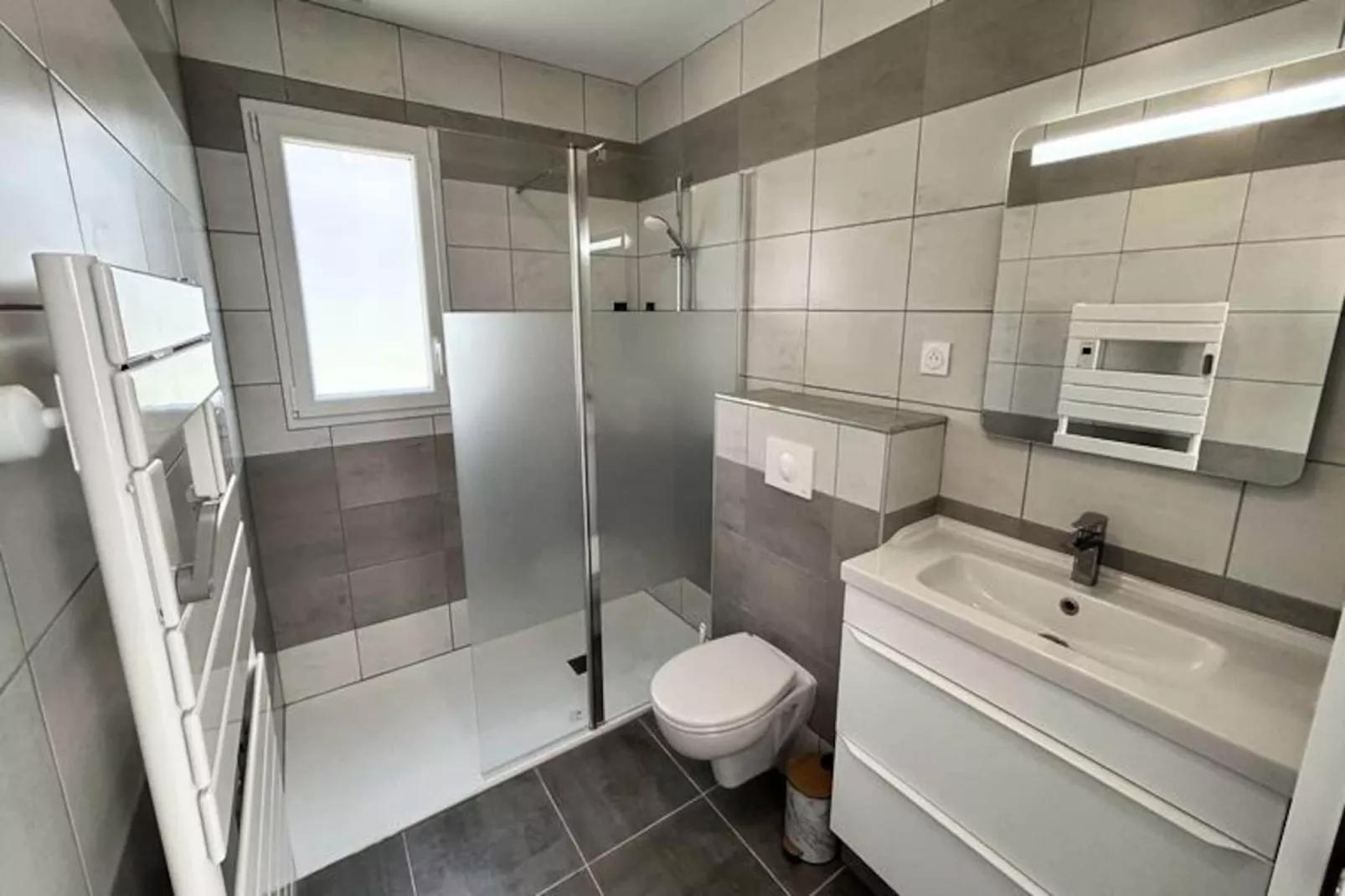 Résidence 306-frehel-Niet-getagd