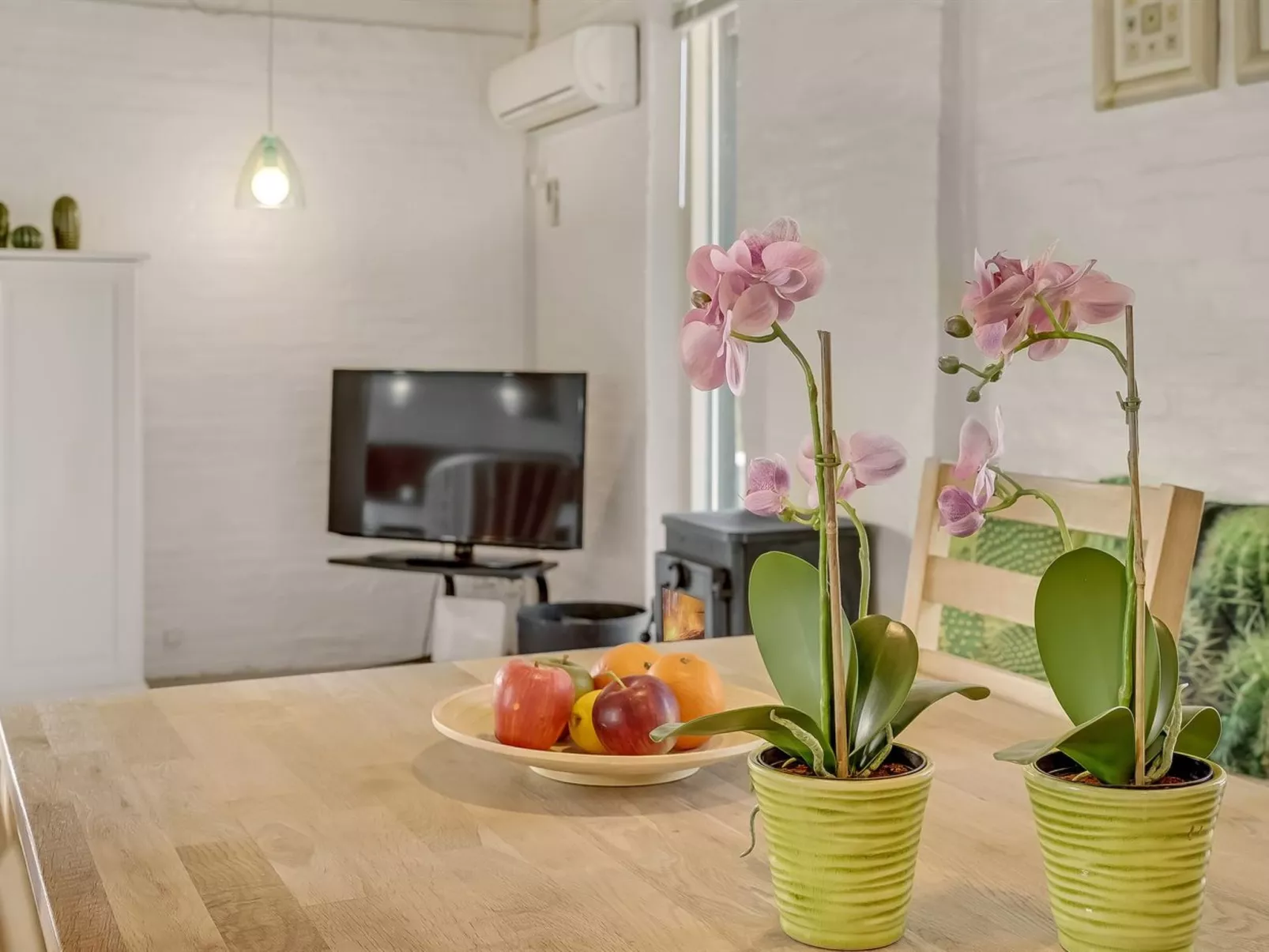 "Undine" - 300m from the sea-Binnen