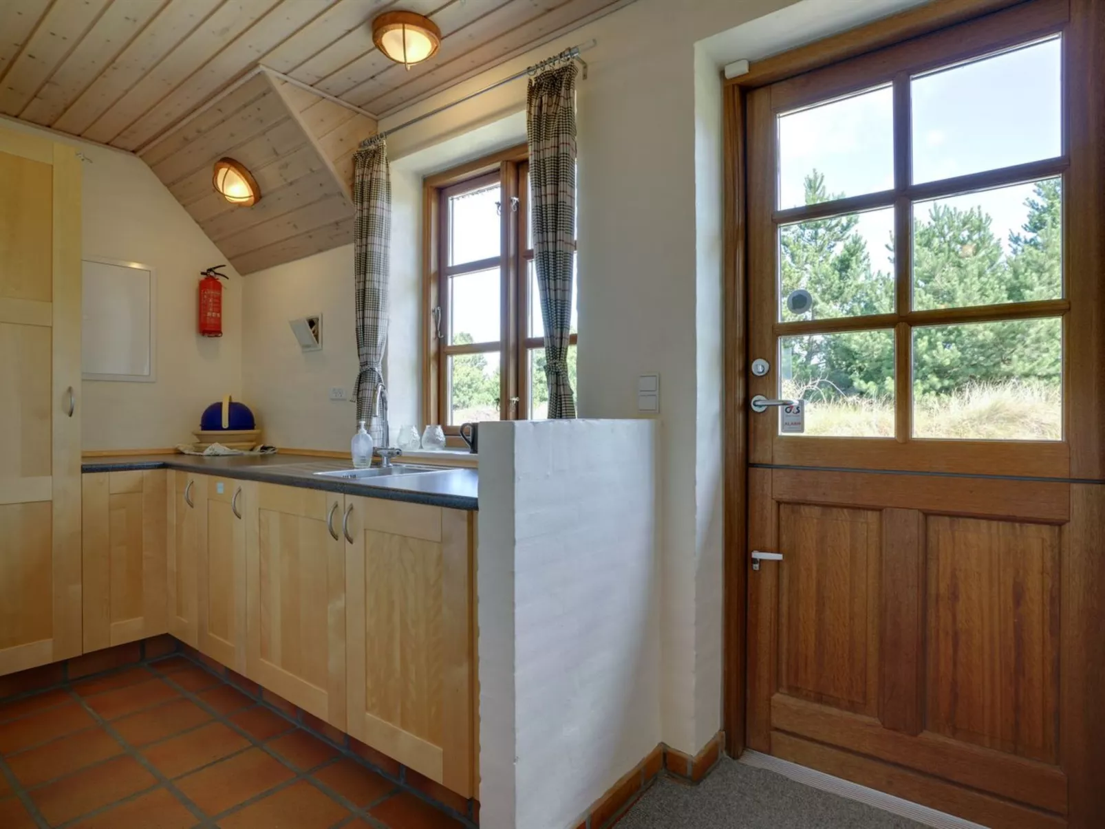 "Siegried" - 2.2km from the sea-Binnen