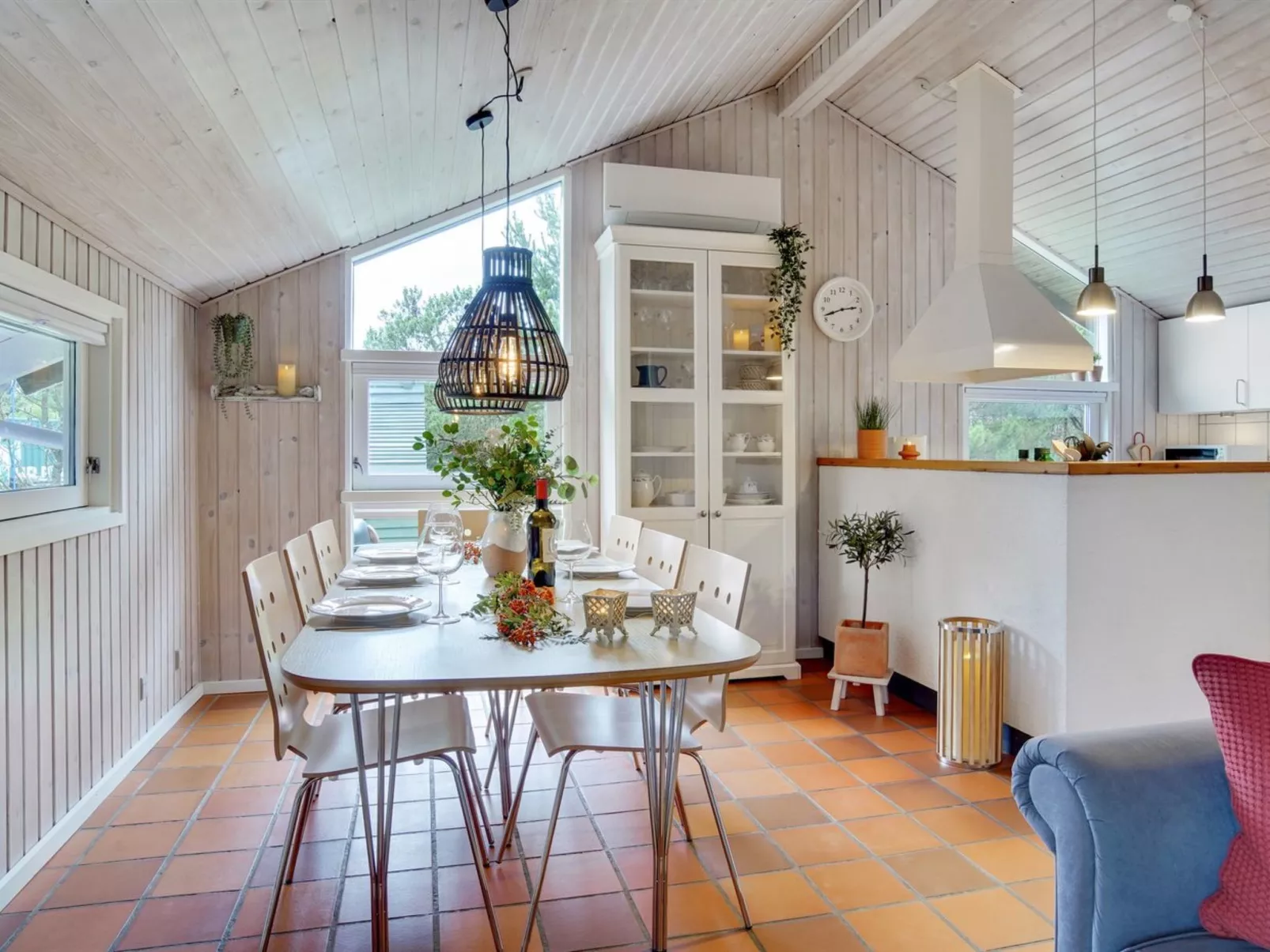 "Elayne" - 3km from the sea-Binnen