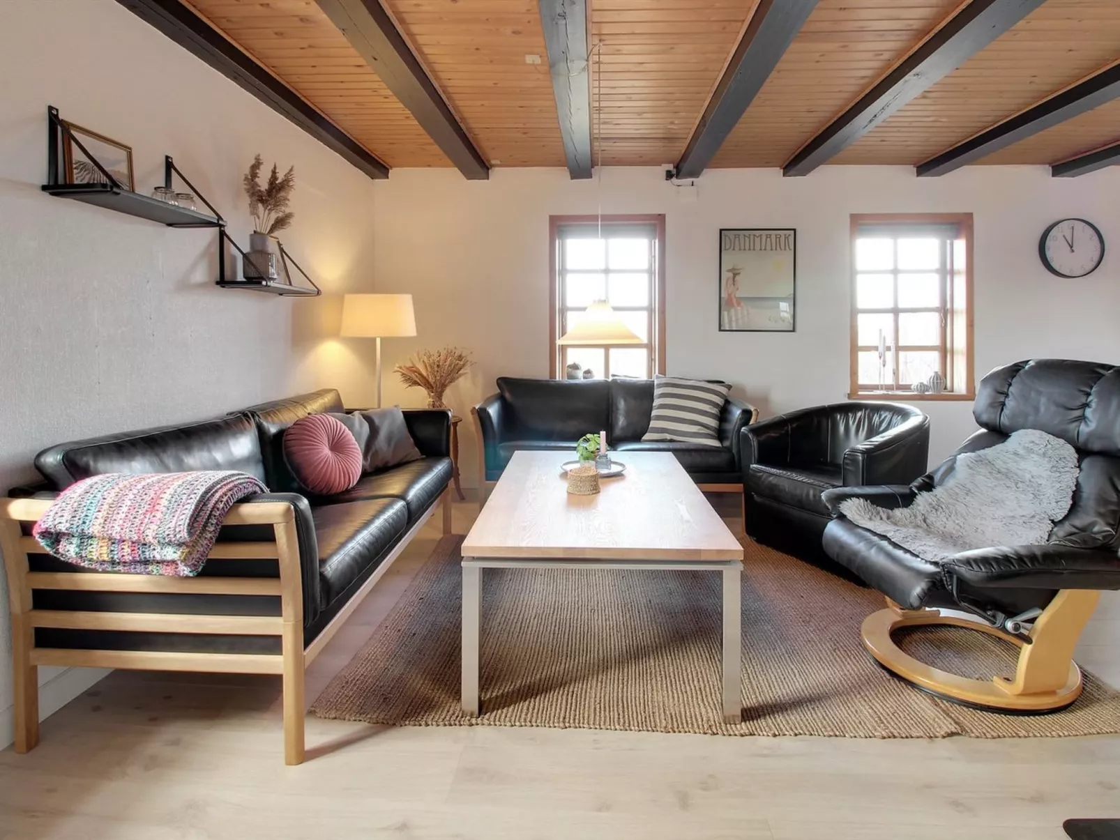 "Karla" - 100m from the sea-Binnen