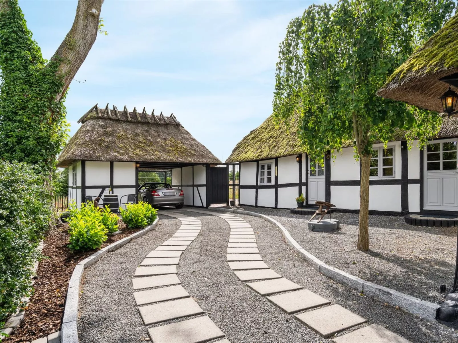 "Maileen" - 2.1km to the fjord-Buiten