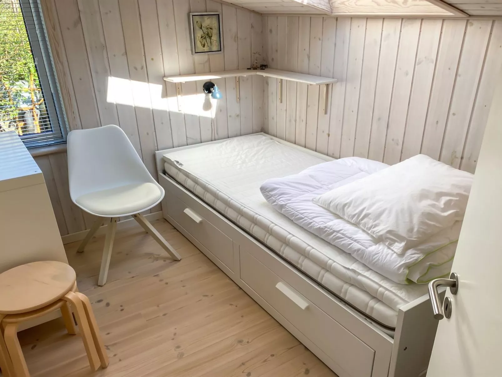 "Laurits" - 300m from the sea-Binnen