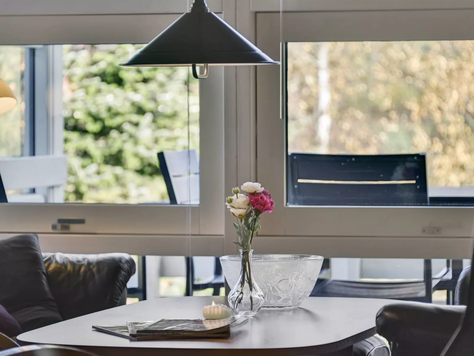 "Roel" - 500m from the sea-Binnen