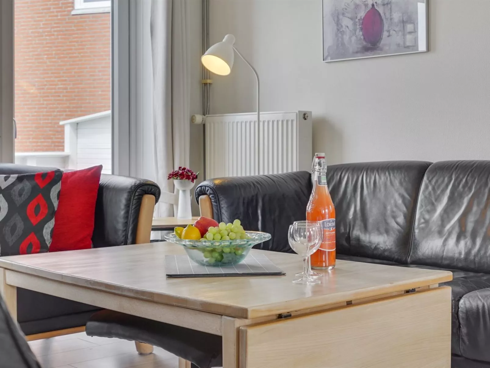 "Mariam" - 2.3km from the sea-Binnen