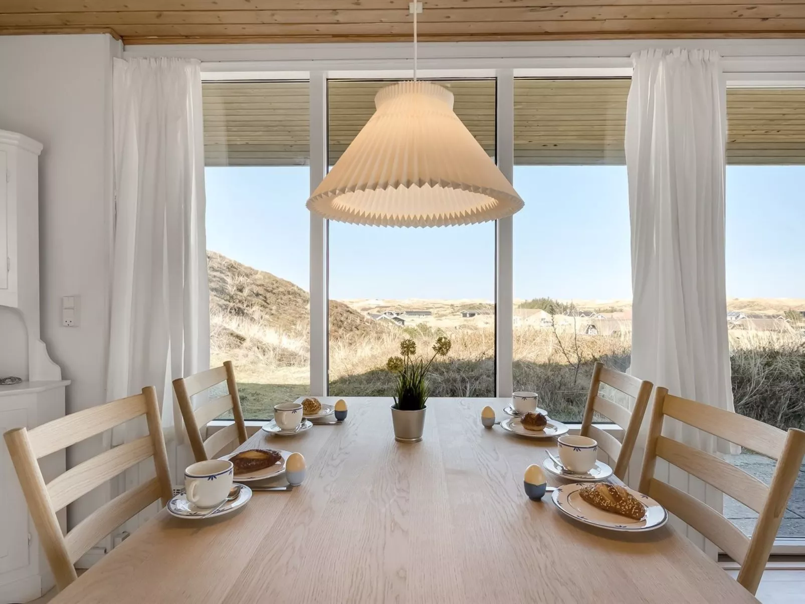 "Vina" - 200m to the fjord-Binnen