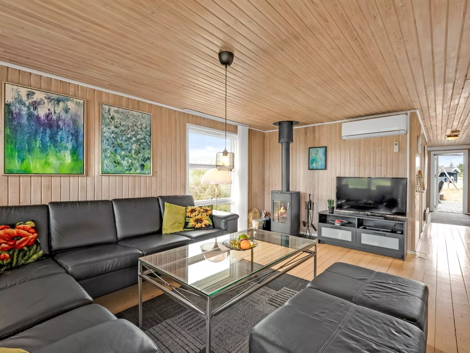 "Drifa" - 600m from the sea-Binnen