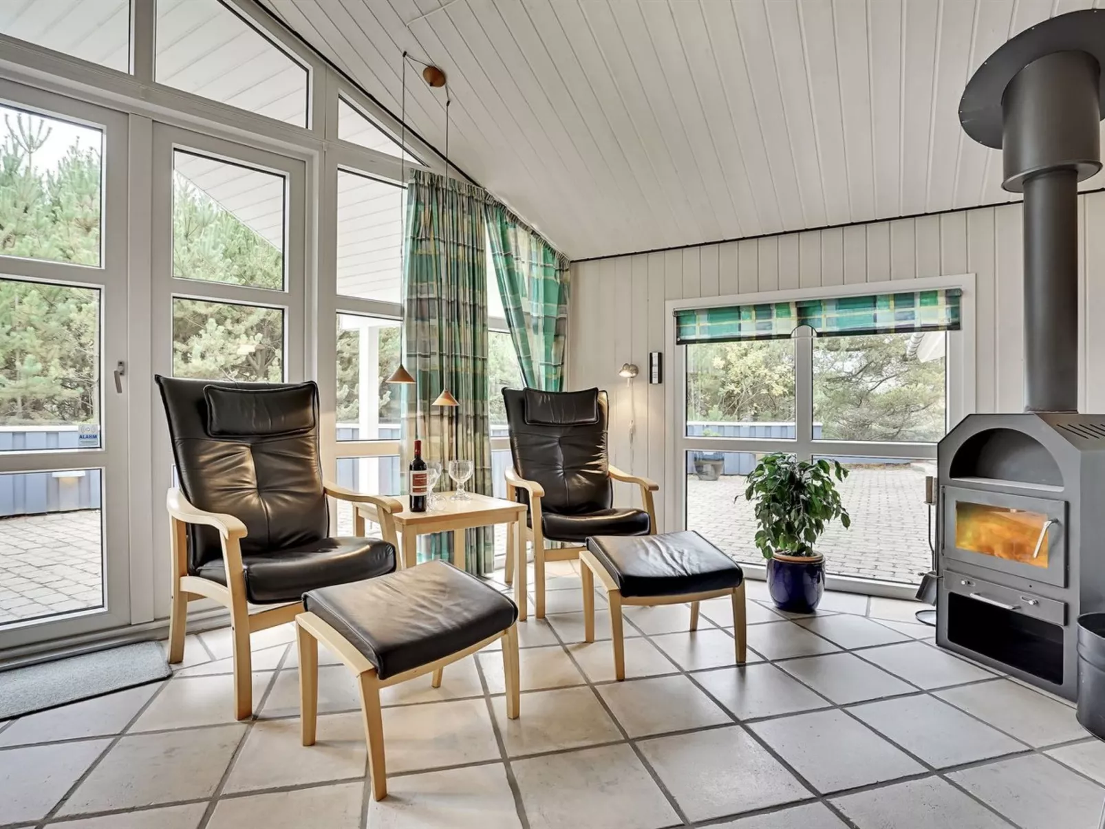 "Guththorm" - 600m from the sea-Binnen