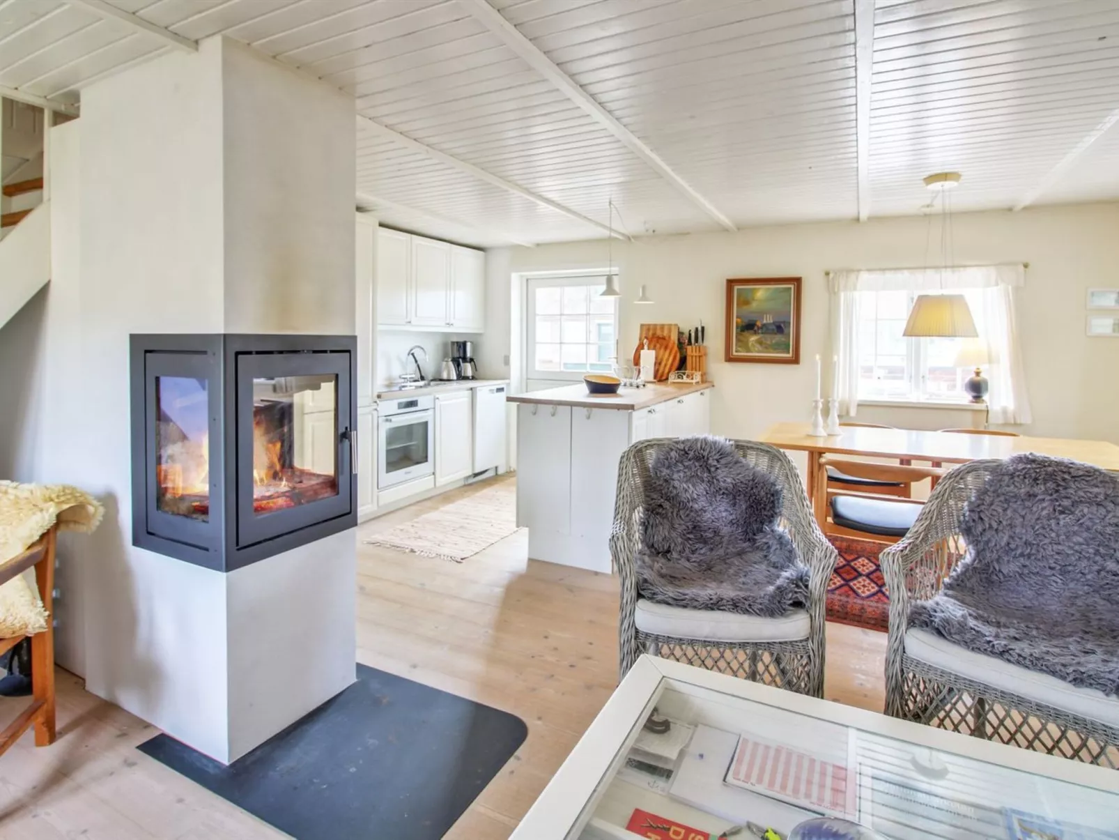 "Iivari" - 1.5km from the sea-Binnen