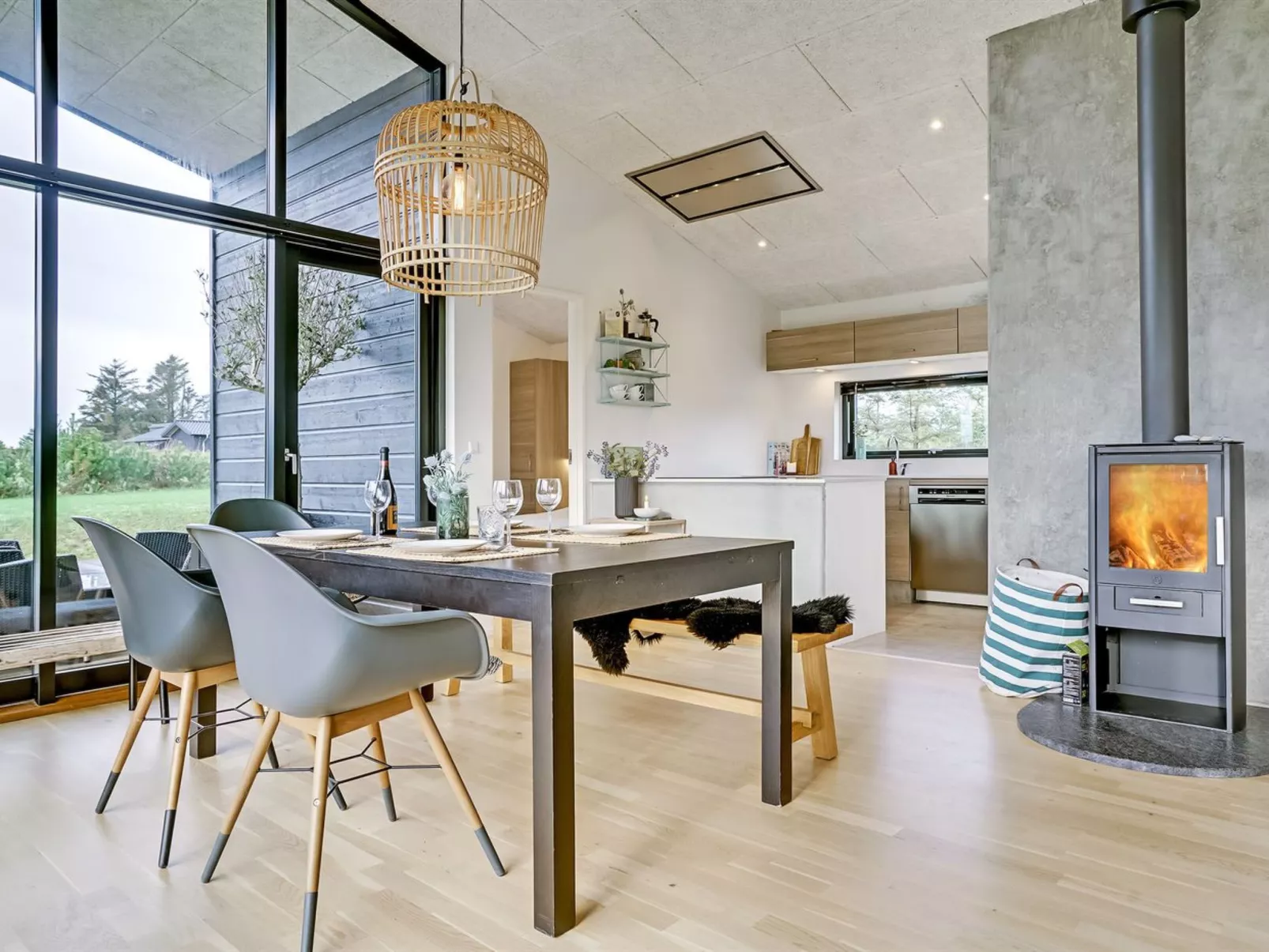 "Marielouise" - 900m from the sea-Binnen