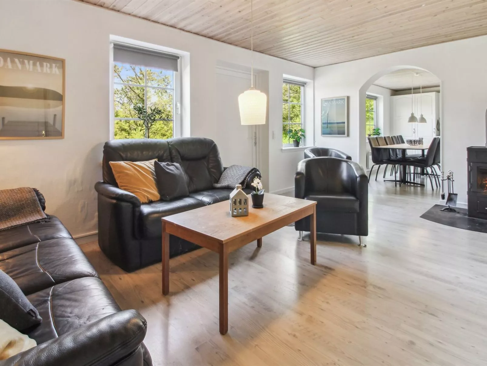 "Rea" - 5km from the sea-Binnen