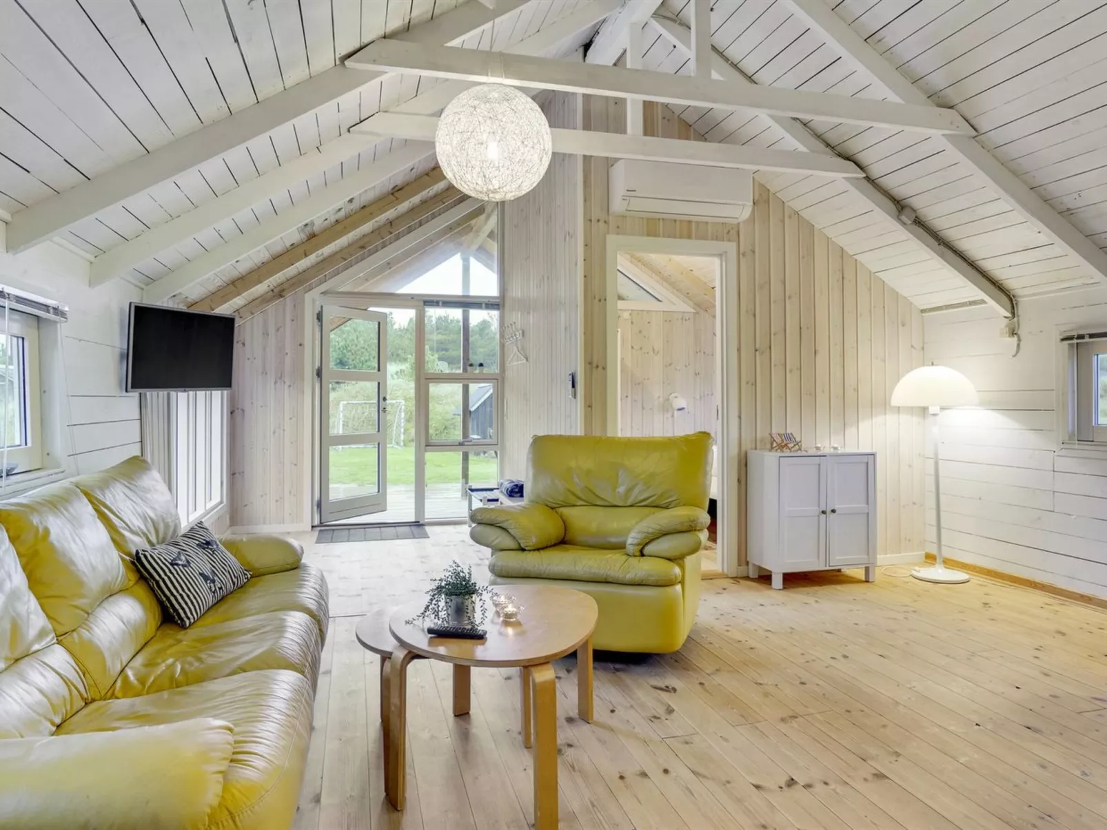 "Tameran" - 700m from the sea-Binnen