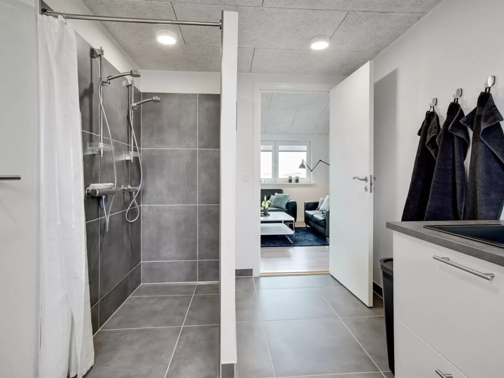 "Antina" - 400m from the sea-Binnen