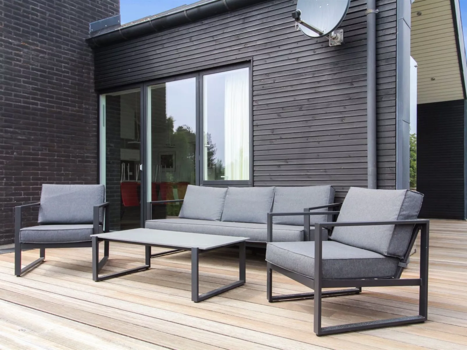 "Rudolf" - 95m from the sea-Buiten