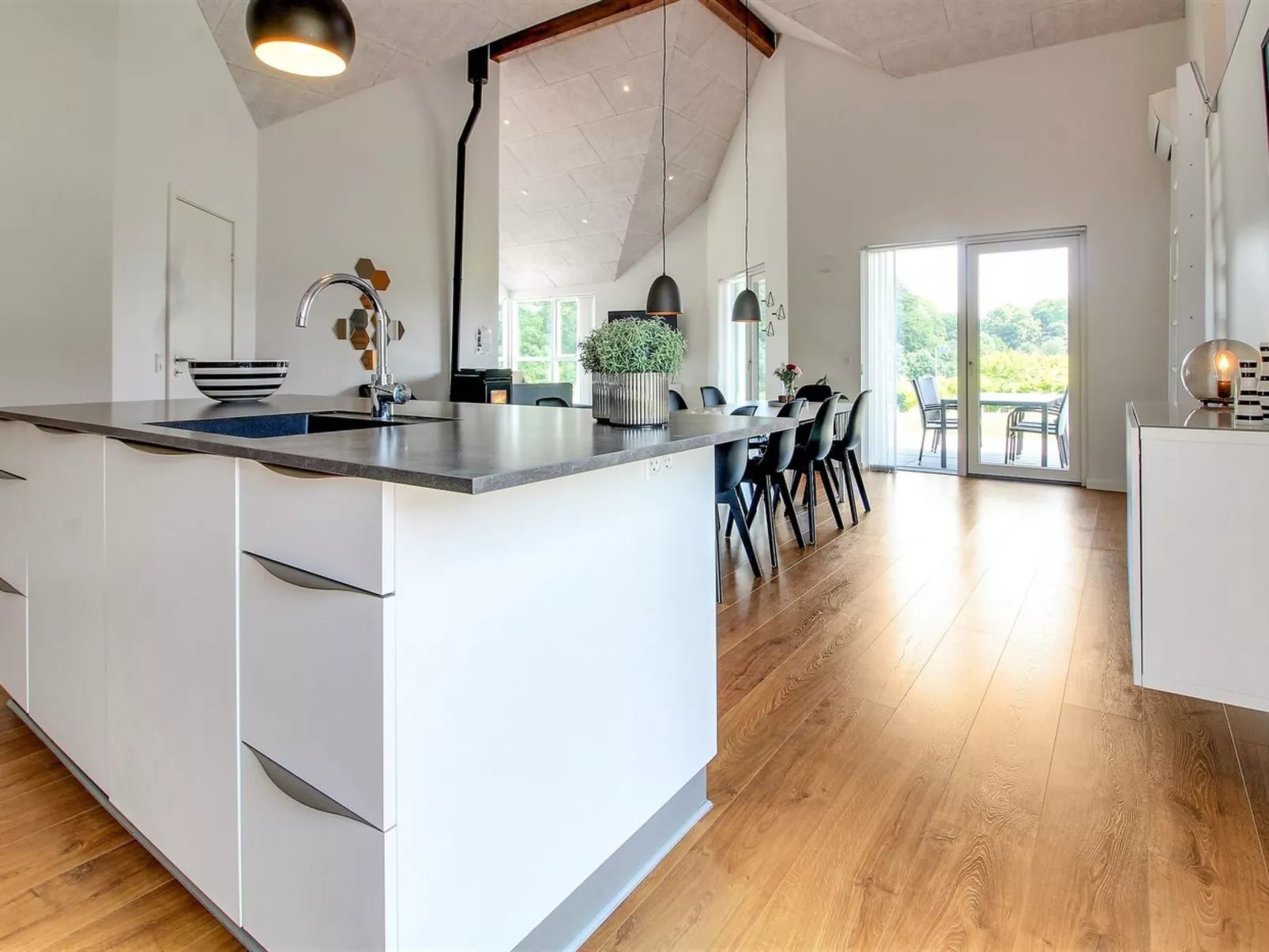 "Thorfin" - 200m from the sea-Binnen