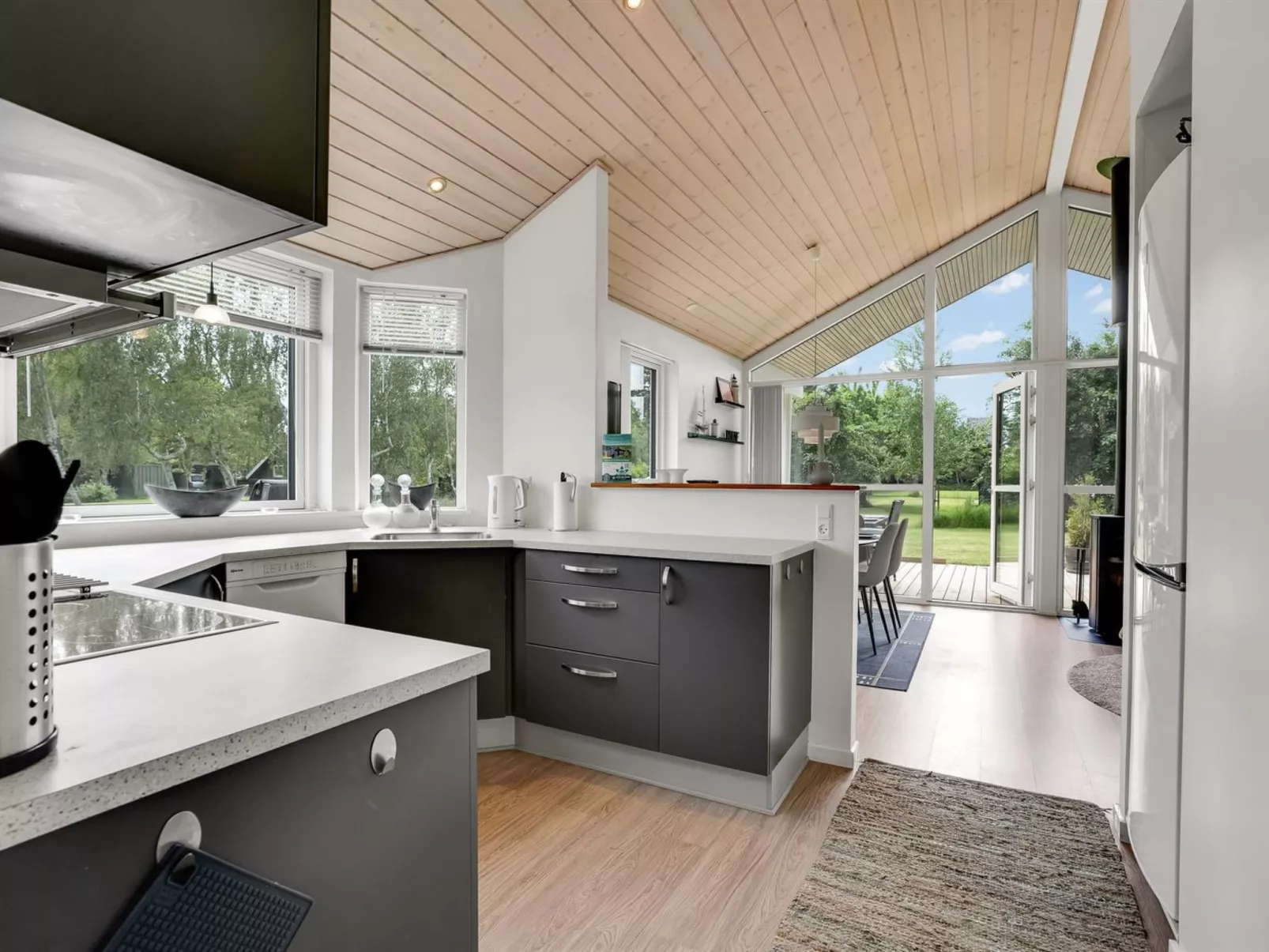 "Luukas" - 150m from the sea-Binnen