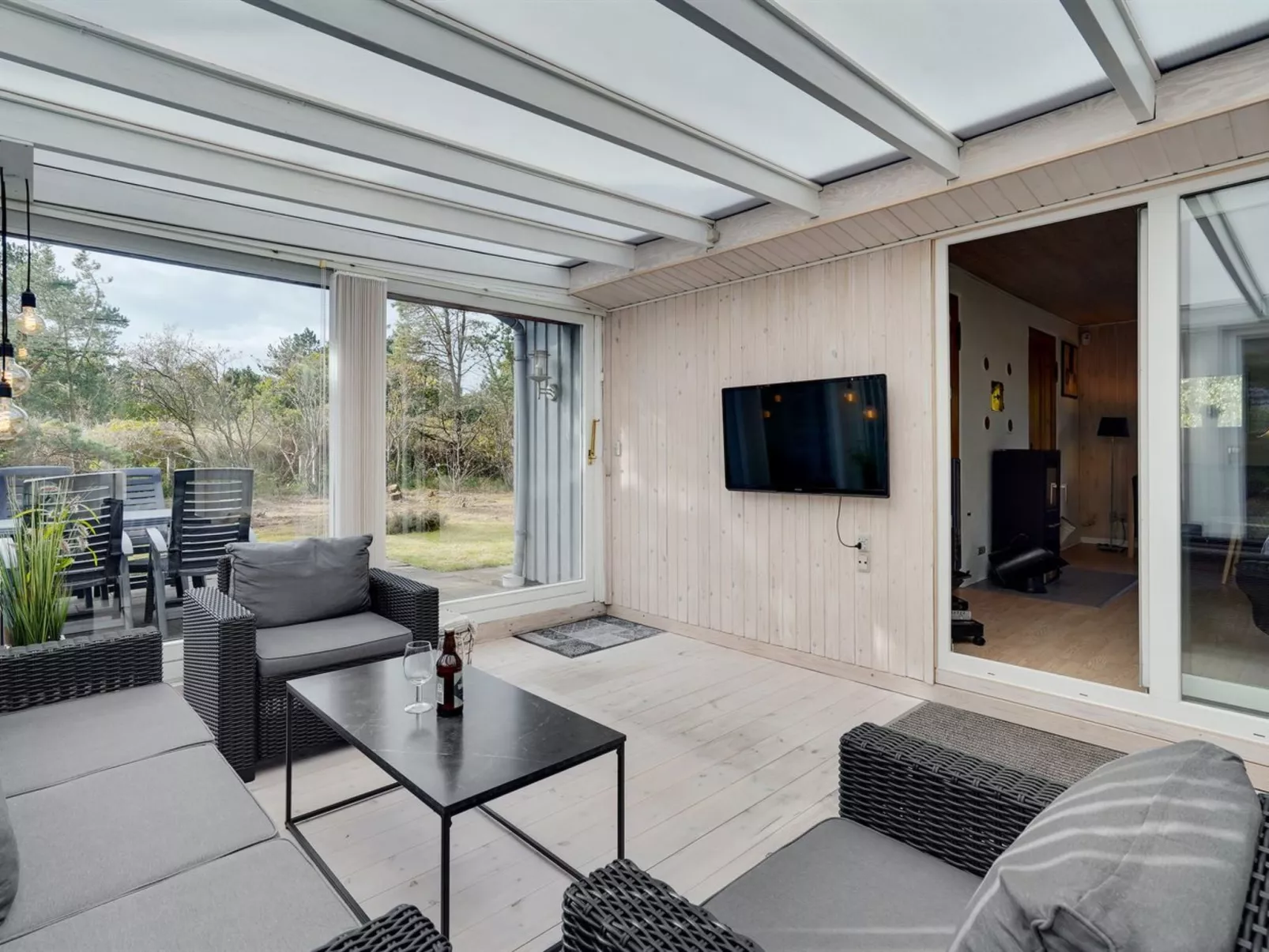 "Lippi" - 2.3km from the sea-Binnen