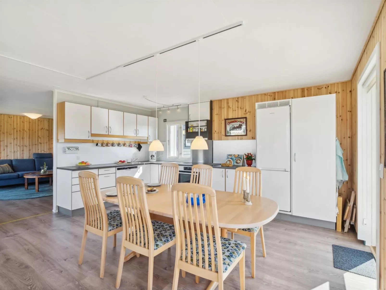 "Viveka" - 500m from the sea-Binnen