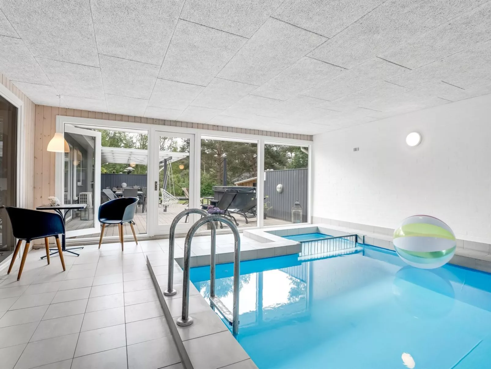 "Sverker" - 300m from the sea-Buiten