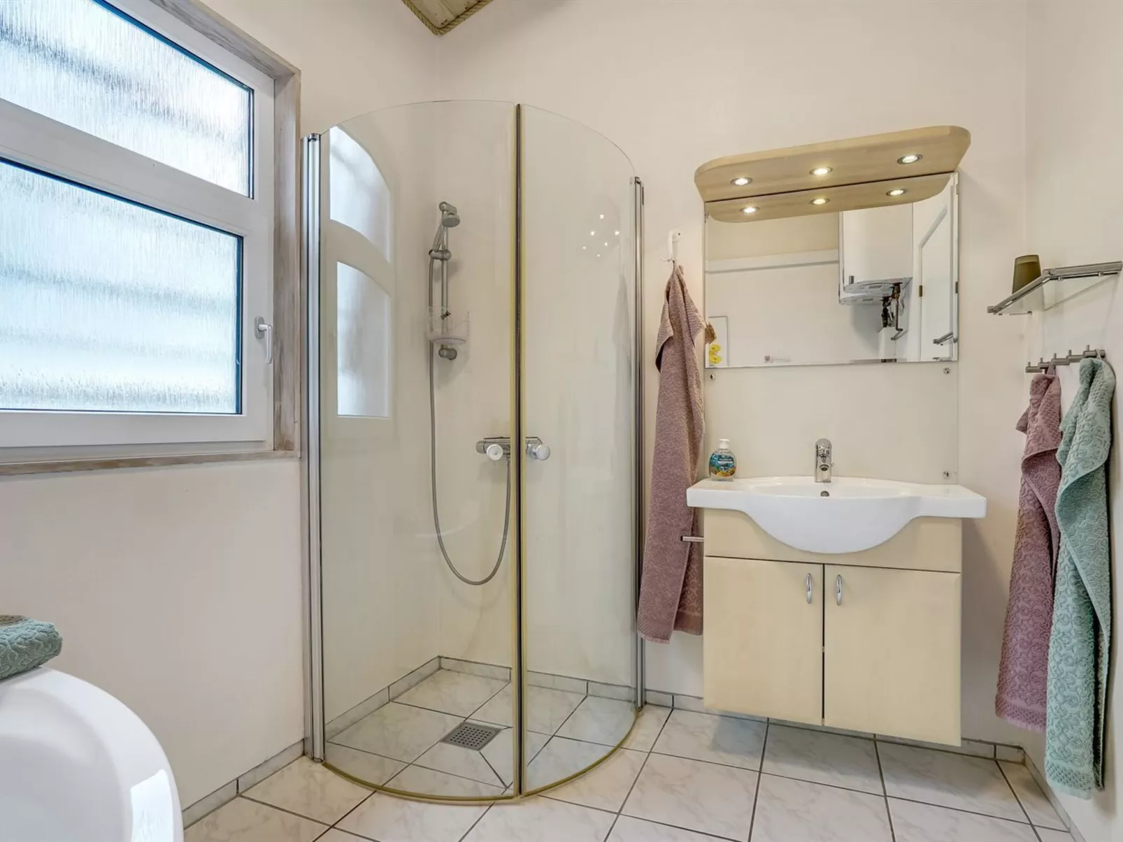 "Marne" - 500m from the sea-Binnen