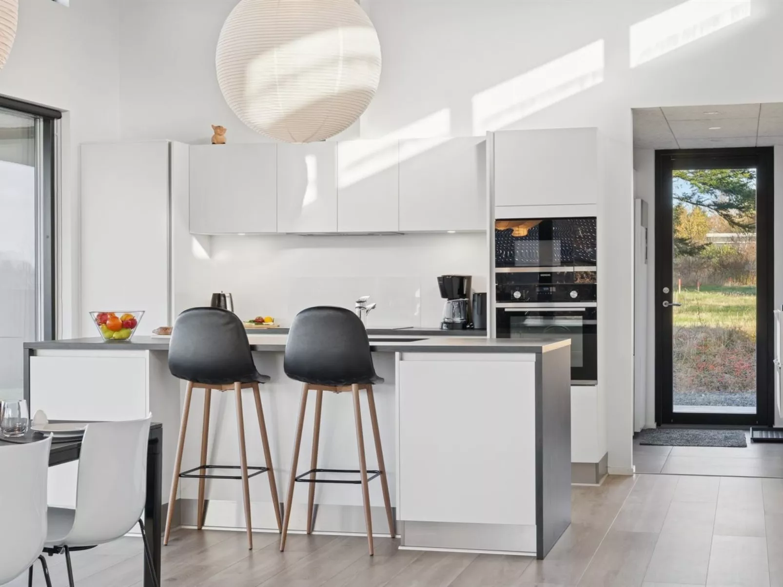 "Malfred" - 500m from the sea-Binnen